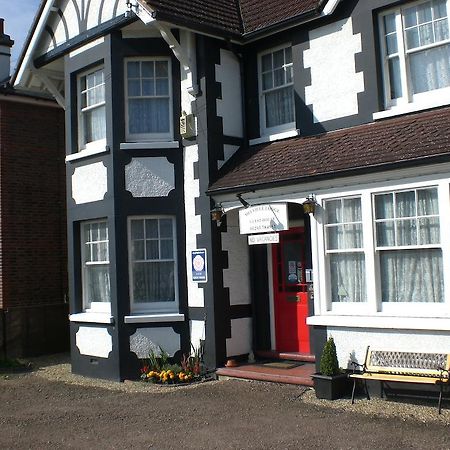 Melville Lodge Gatwick Horley Luaran gambar