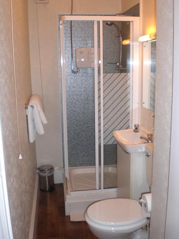 Melville Lodge Gatwick Horley Bilik gambar