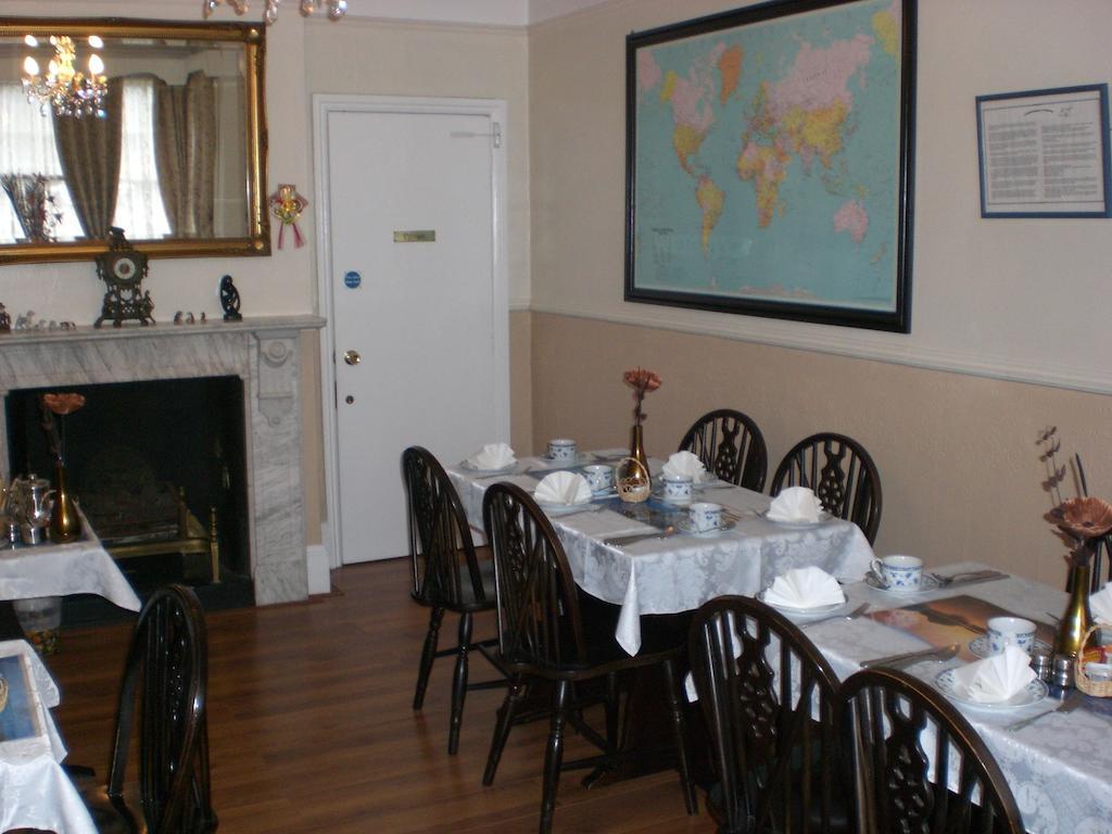 Melville Lodge Gatwick Horley Luaran gambar
